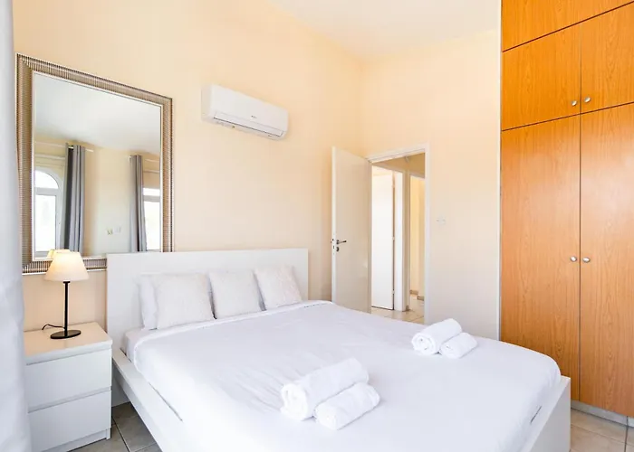 Harma Blu By Ezoria Vila Pegeia